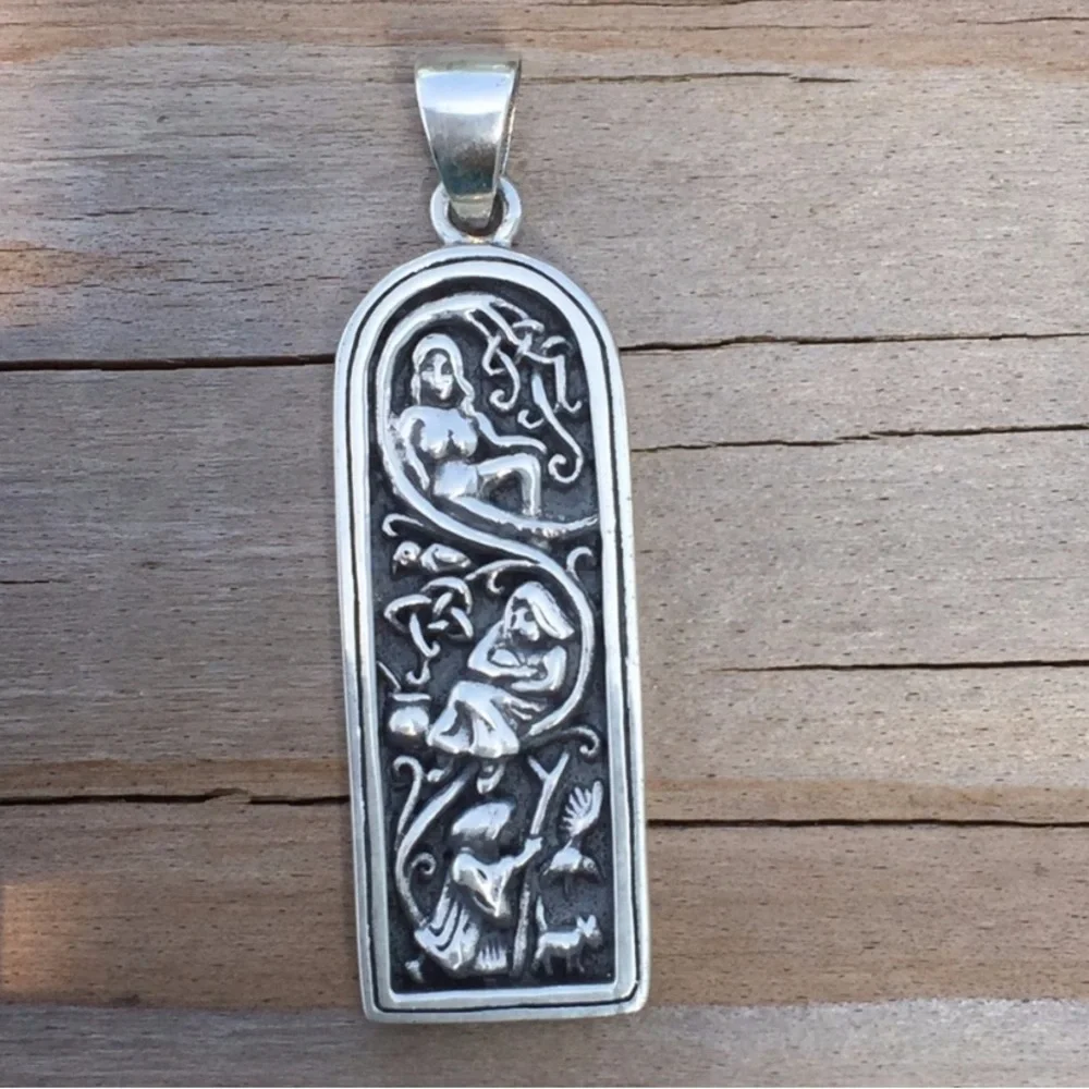 Maiden Mother Crone Pendant in solid .925 Sterling Silver Celtic Triple Goddess - Picture 11 of 11
